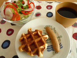 朝食