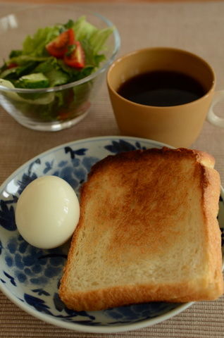 朝食